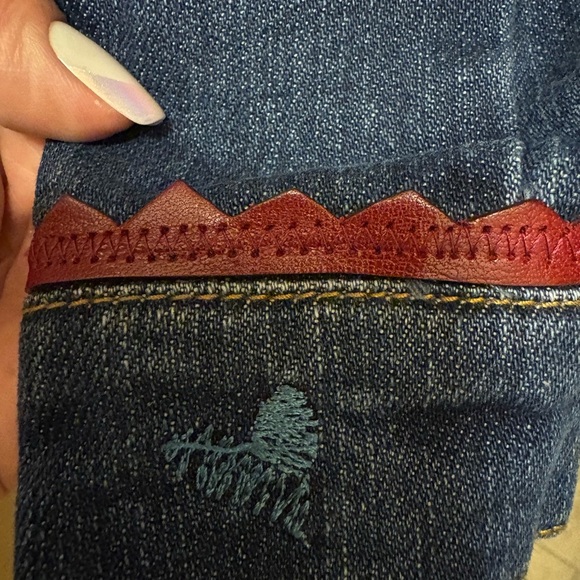 Brighton Heart Appliqué Denim Jacket (Size M) – Style K11086 - Picture 12 of 16